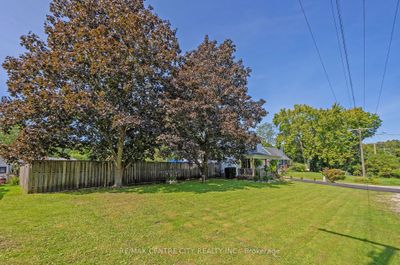 6273 Stone Church Rd, House other with 3 bedrooms, 2 bathrooms and 8 parking in Union ON | Image 2