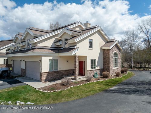 165 Cobble Creek Ln, Driggs, ID, 83422 | Card Image
