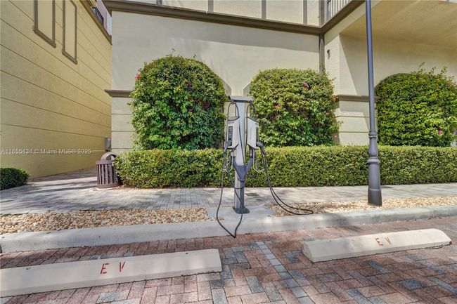 APT-104 - 2601 14 Th Ave, Condo with 2 bedrooms, 3 bathrooms and null parking in Wilton Manors FL | Image 70