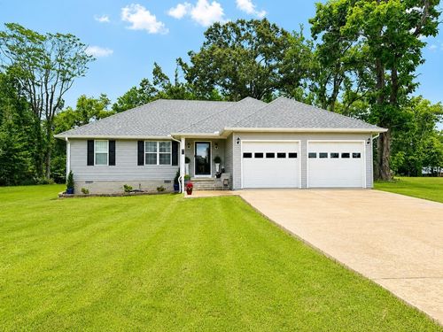 50 Perry Pl, Savannah, TN, 38372-2104 | Card Image