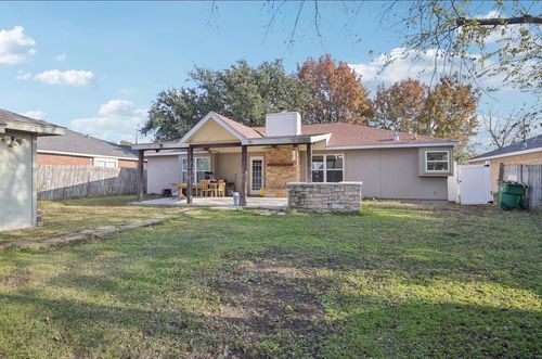 7813 Creek Wood Dr, Rowlett, TX, 75089-2409 | Card Image