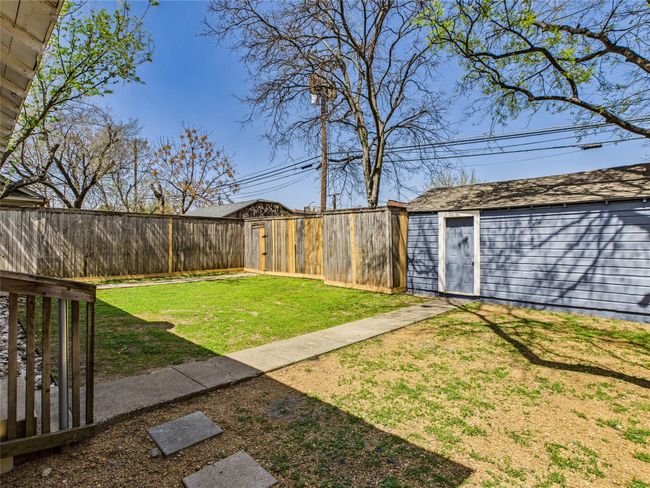 927 Centre St, House other with 3 bedrooms, 2 bathrooms and null parking in Dallas TX | Image 16