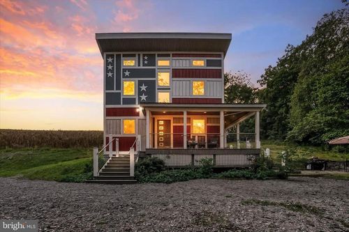 293 Grove Rd, Delta, PA, 17314-9022 | Card Image