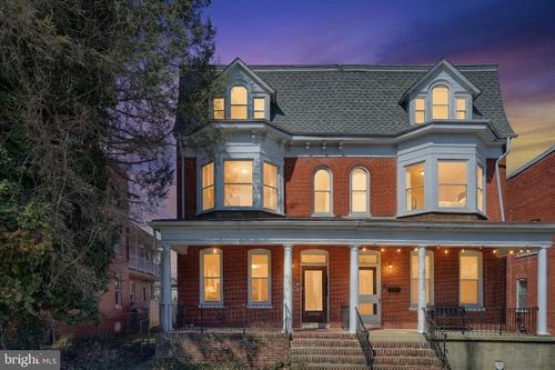725 Pennsylvania Ave, YORK, PA, 17404-3139 | Card Image