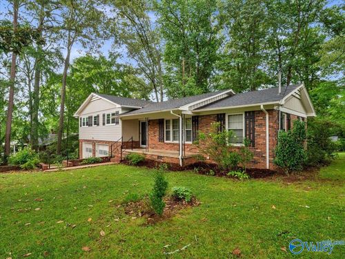 1911 Ruth St, Scottsboro, AL, 35769-3909 | Card Image