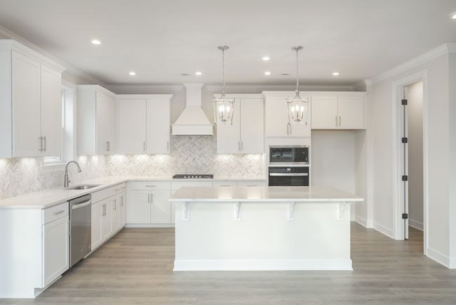905 Champions Cir, House other with 5 bedrooms, 5 bathrooms and 2 parking in Mount Juliet TN | Image 13