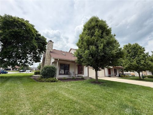 1453 Sanzon Dr, Fairborn, OH, 45324-2069 | Card Image
