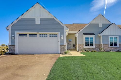 1320 Prairie Creek Cir, Oconomowoc, WI, 53066-1278 | Card Image