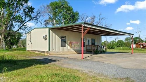 2402 S Macarthur Dr, Alexandria, LA, 71301-3039 | Card Image