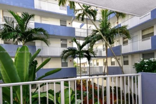 apt-212a-1801 S Treasure Dr, North Bay Village, FL, 33141-4320 | Card Image