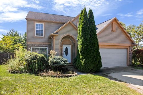 9923 Wellsford Cir, Indianapolis, IN, 46236-8286 | Card Image