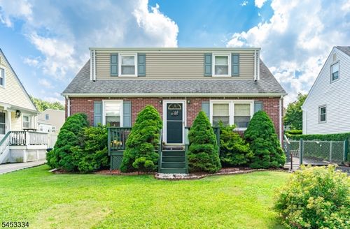 99 Mountain Rd, ROCKAWAY, NJ, 07866-2719 | Card Image