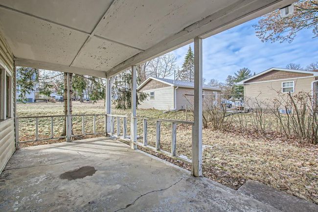 405 Warner Ave S, House other with 3 bedrooms, 1 bathrooms and null parking in Willernie MN | Image 25