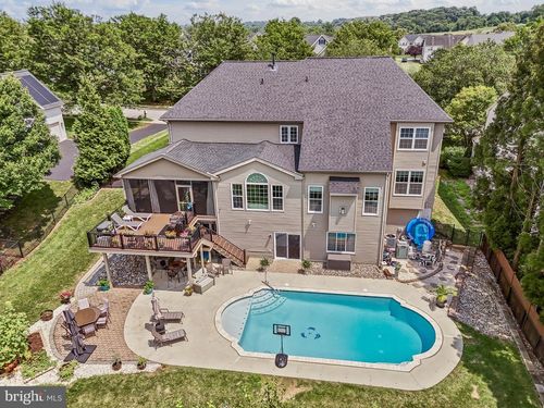 207 Honey Locust Dr, AVONDALE, PA, 19311-9800 | Card Image