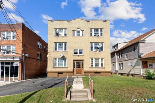 518 Burnside Ave, East Hartford, CT, 06108-3576 | Card Image