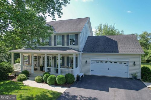 34 Monongahela Cir, FALLING WATERS, WV, 25419-4297 | Card Image