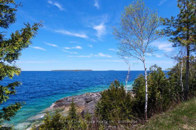 21 Grant Watson Dr, House other with 4 bedrooms, 2 bathrooms and 6 parking in Tobermory ON | Image 4