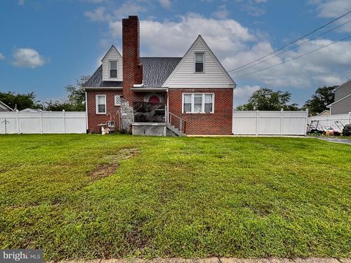 121 E Lafayette Ave, MAGNOLIA, NJ, 08049-1036 | Card Image