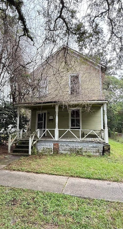 405 Orange St, Georgetown, SC, 29440-3547 | Card Image