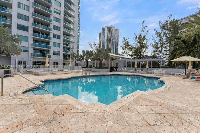 APT-2011 - 19400 Turnberry Way, Condo with 3 bedrooms, 3 bathrooms and null parking in Aventura FL | Image 54