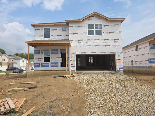 805 American Barn Ln, Oxford, OH, 45056-3527 | Card Image