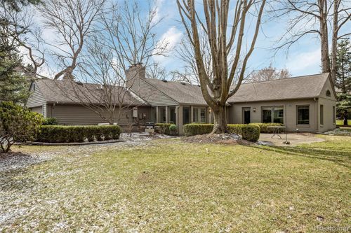 6183 Lantern Ln, Bloomfield Hills, MI, 48301-1628 | Card Image