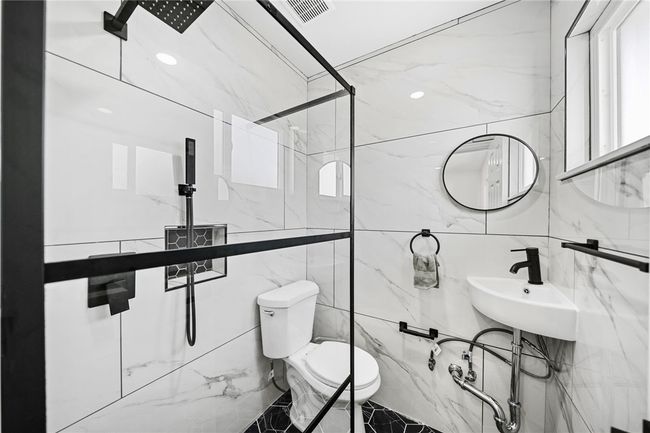 8026 Gribble St, House other with 5 bedrooms, 3 bathrooms and 4 parking in San Diego CA | Image 37