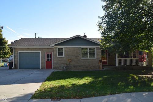 1039 S Main St, Martinsville, IN, 46151-2805 | Card Image