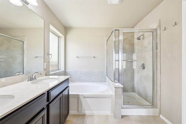 300 Wincliff Dr, House other with 3 bedrooms, 2 bathrooms and 4 parking in Buda TX | Image 21