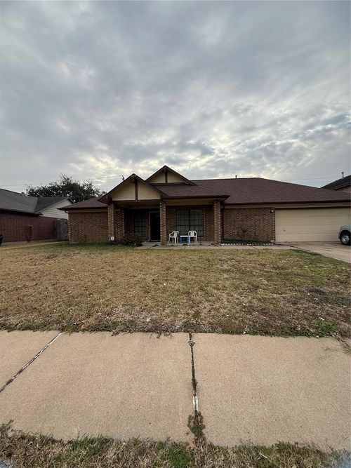 13319 Rosstown Dr, Sugar Land, TX, 77478-6049 | Card Image