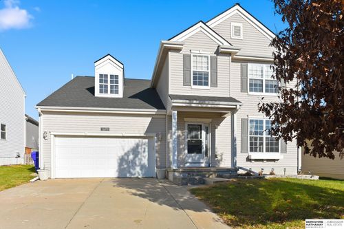 16270 Patrick Ave, Omaha, NE, 68116-2517 | Card Image