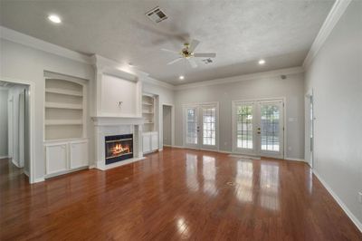 602 Benchmark Drive, House other with 4 bedrooms, 2 bathrooms and null parking in College Station TX | Image 3