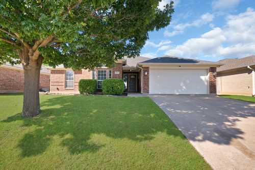 717 Ridgehill Dr, Burleson, TX, 76028-4456 | Card Image