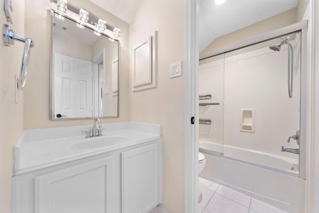 6310 Hidden Crest Way, House other with 5 bedrooms, 4 bathrooms and 2 parking in Sugar Land TX | Image 39