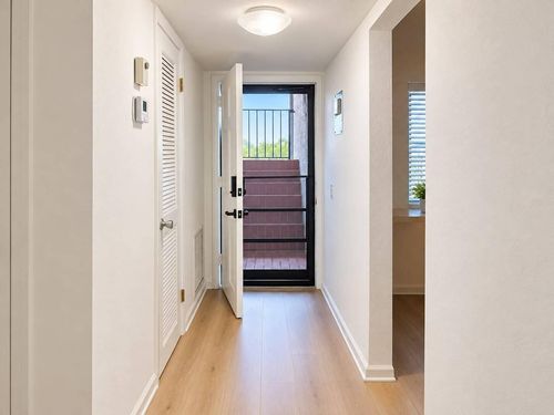 201-4242 Deste Ct, Lake Worth, FL, 33467-4304 | Card Image