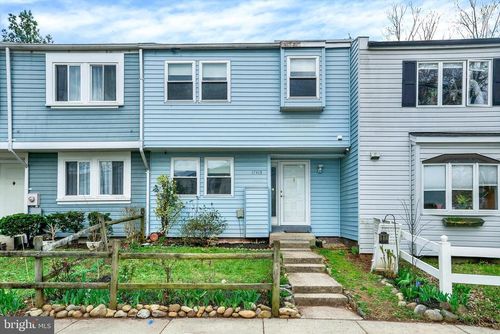 17413 Hoskinson Rd, POOLESVILLE, MD, 20837-2025 | Card Image