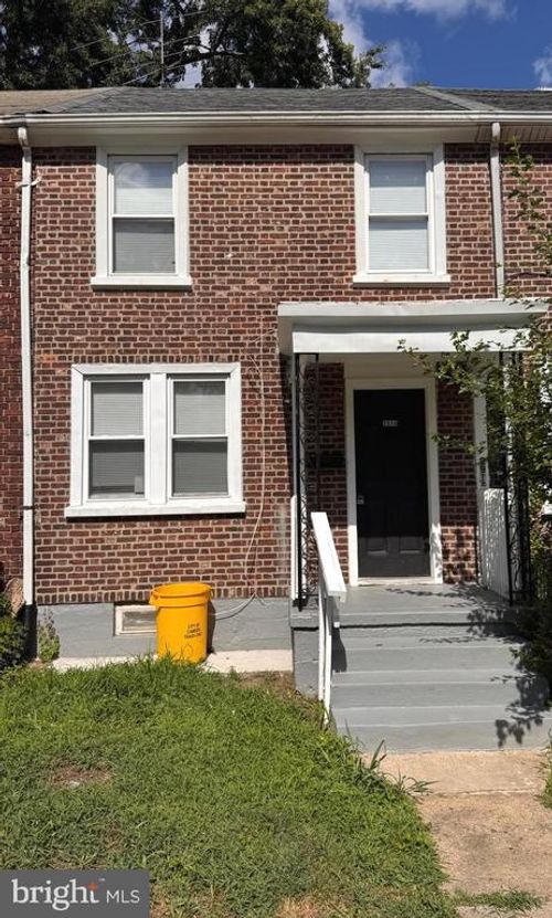 2916 Yorkship Rd, CAMDEN, NJ, 08104-2838 | Card Image