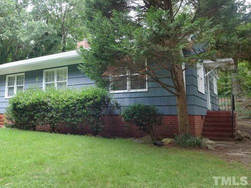 733 Raleigh Rd, Chapel Hill, NC, 27514-3918 | Card Image