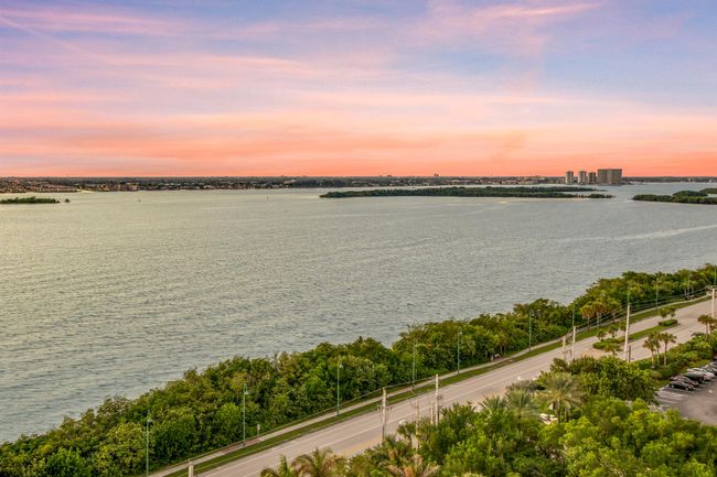 APT-4D - 5280 N Ocean Dr, Condo with 2 bedrooms, 2 bathrooms and null parking in Riviera Beach FL | Image 15