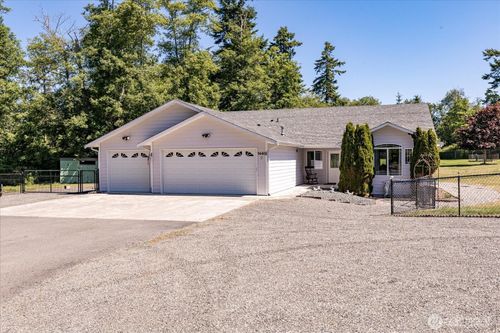 1440 Allyn Ln, Oak Harbor, WA, 98277-7305 | Card Image