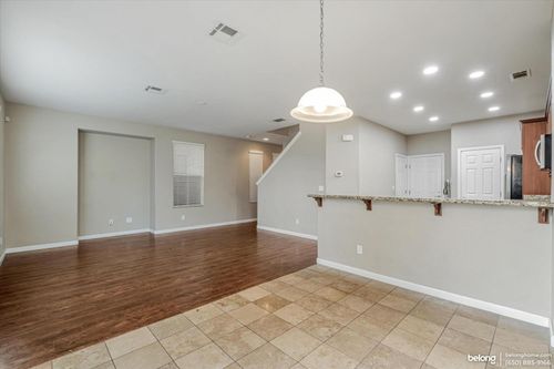 823 Woodson Dr, Oakland, CA, 94603-3064 | Card Image