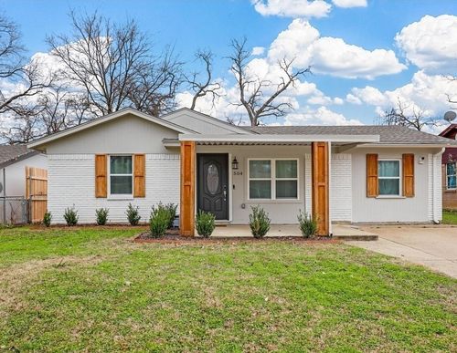 504 Town North Dr, Arlington, TX, 76011-7036 | Card Image