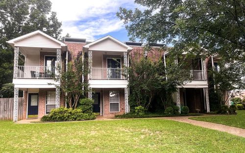 6137-6131 Summerhill Pl, Texarkana, TX, 75503-1549 | Card Image