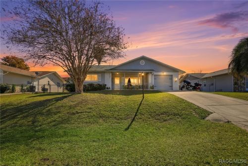 3776 N Honeylocust Dr, Beverly Hills, FL, 34465-3384 | Card Image