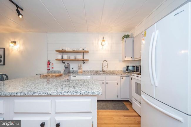 1-C-2 - 189 Red Run Rd # 1 C 2, Townhouse with 2 bedrooms, 2 bathrooms and null parking in Oakland MD | Image 5