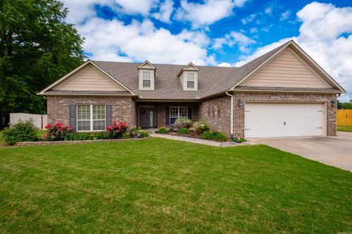 3412 N Cresent Dr, Bryant, AR, 72022-4207 | Card Image