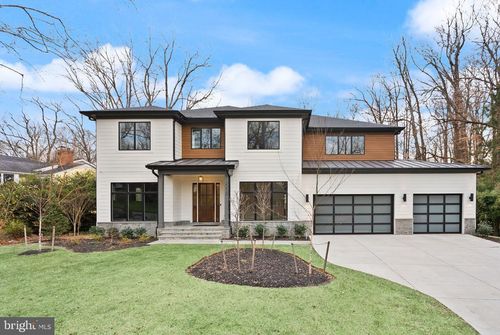 6013 Woodland Ter, MCLEAN, VA, 22101-4230 | Card Image