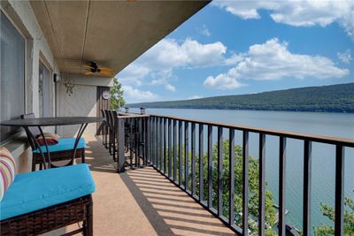 47 Cliffside Drive, Condo with 2 bedrooms, 2 bathrooms and null parking in South Bristol NY | Image 2