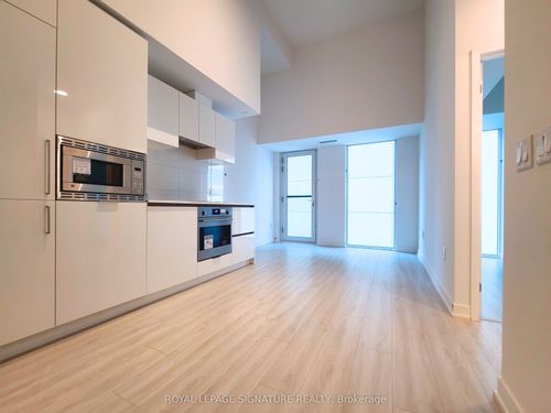 602-238 Simcoe St, Toronto, ON, M5T0E2 | Card Image