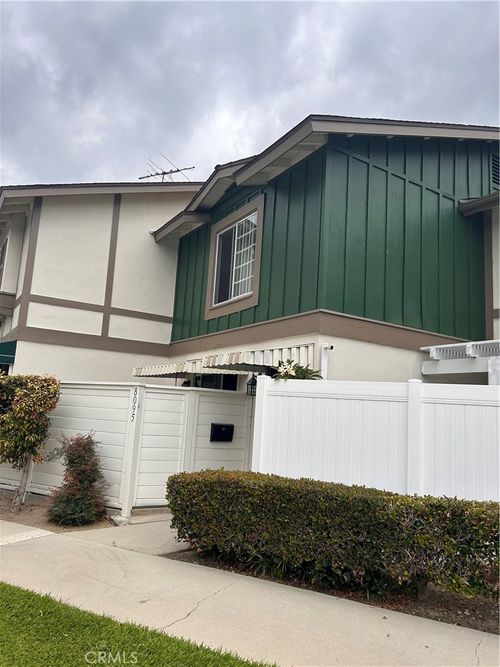 8095 Kerr Grn, Buena Park, CA, 90621-1340 | Card Image